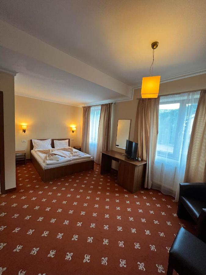 Hotel Termal Feredőgyógy Kültér fotó